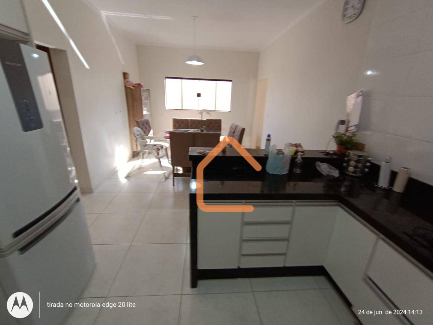 Casa à venda com 3 quartos, 150m² - Foto 4