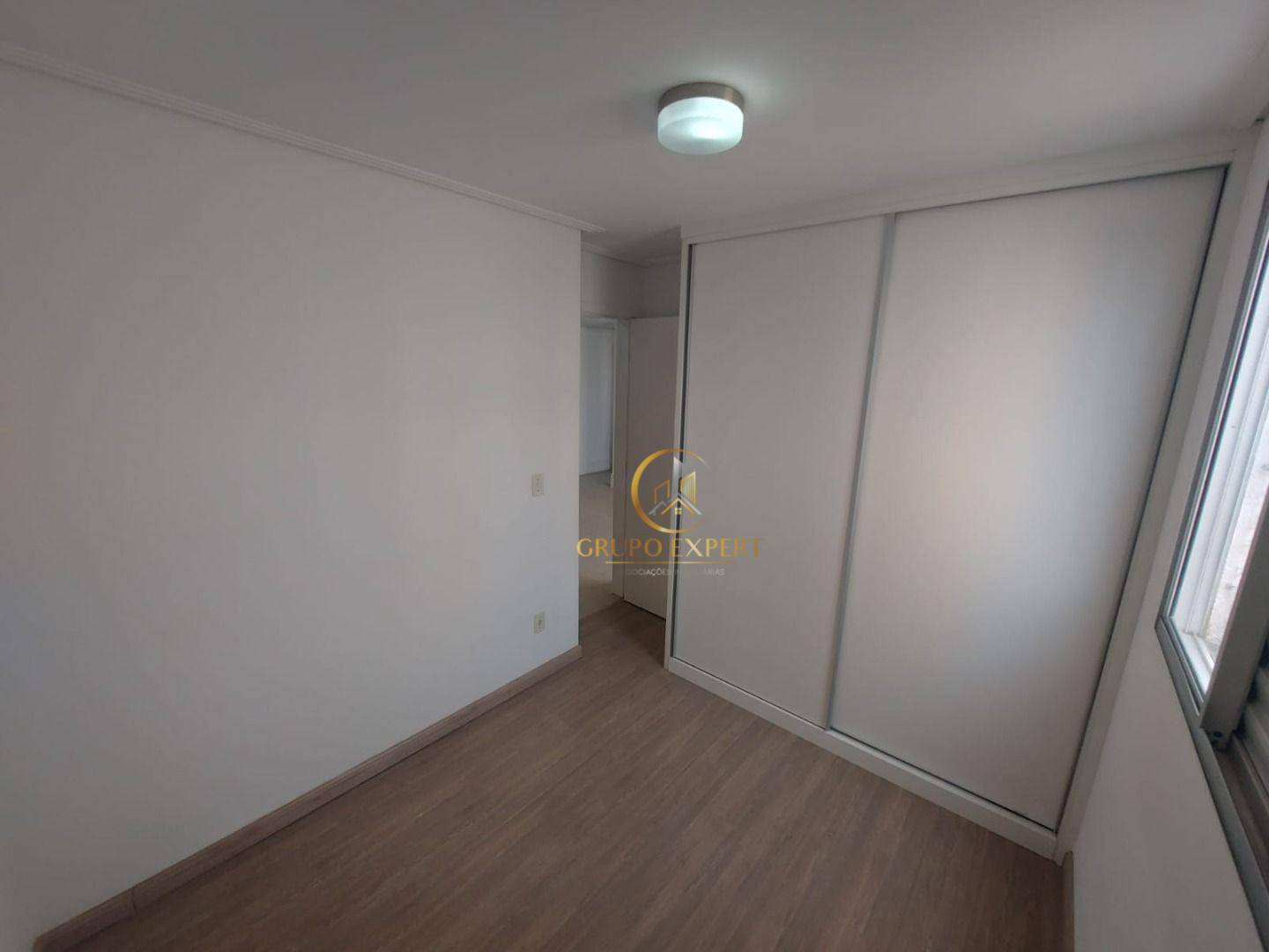 Apartamento à venda com 2 quartos, 48m² - Foto 6