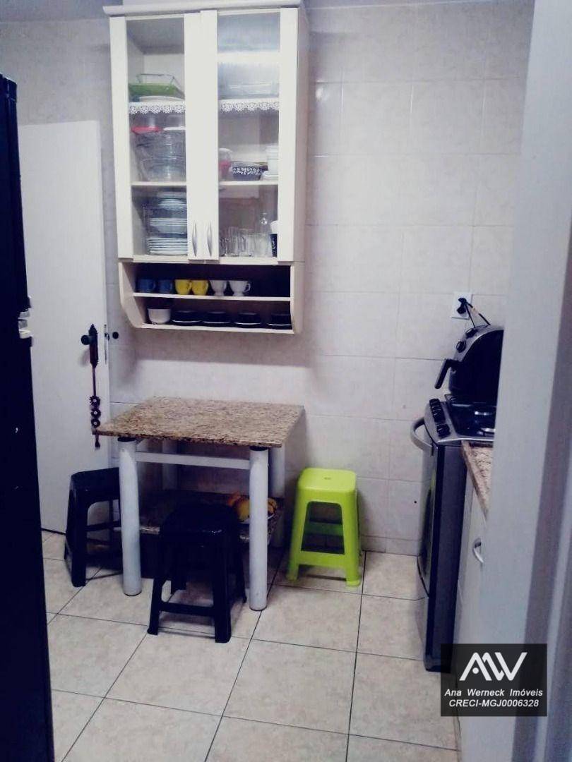 Apartamento à venda com 2 quartos, 70m² - Foto 13