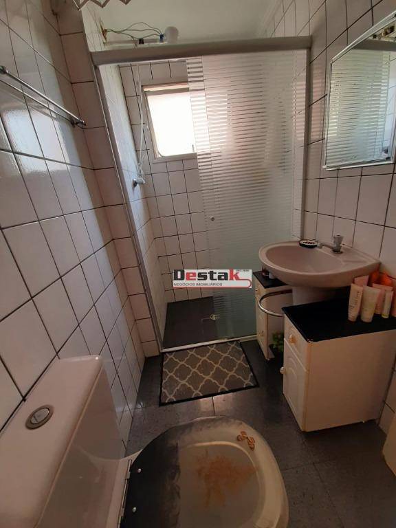 Apartamento à venda com 2 quartos, 63m² - Foto 7