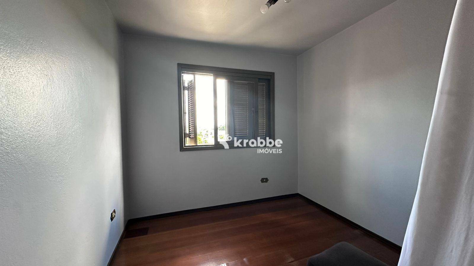 Apartamento para alugar com 3 quartos, 115m² - Foto 11