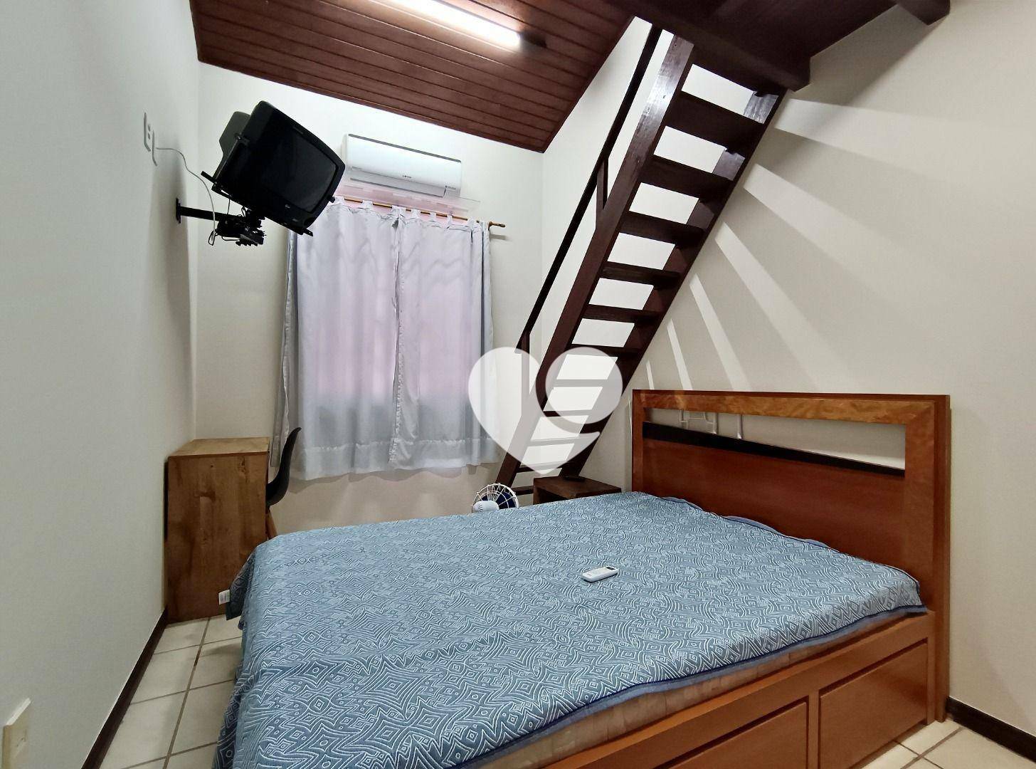 Casa de Condomínio à venda com 2 quartos, 100m² - Foto 13