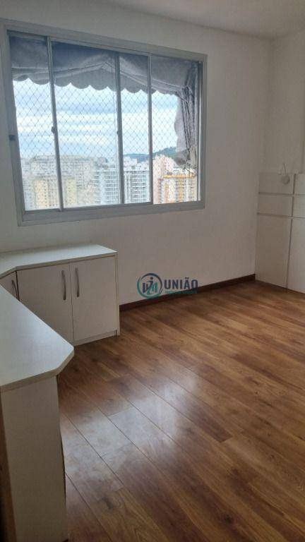 Apartamento à venda com 2 quartos, 71m² - Foto 9