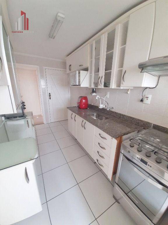 Apartamento à venda com 2 quartos, 69m² - Foto 4