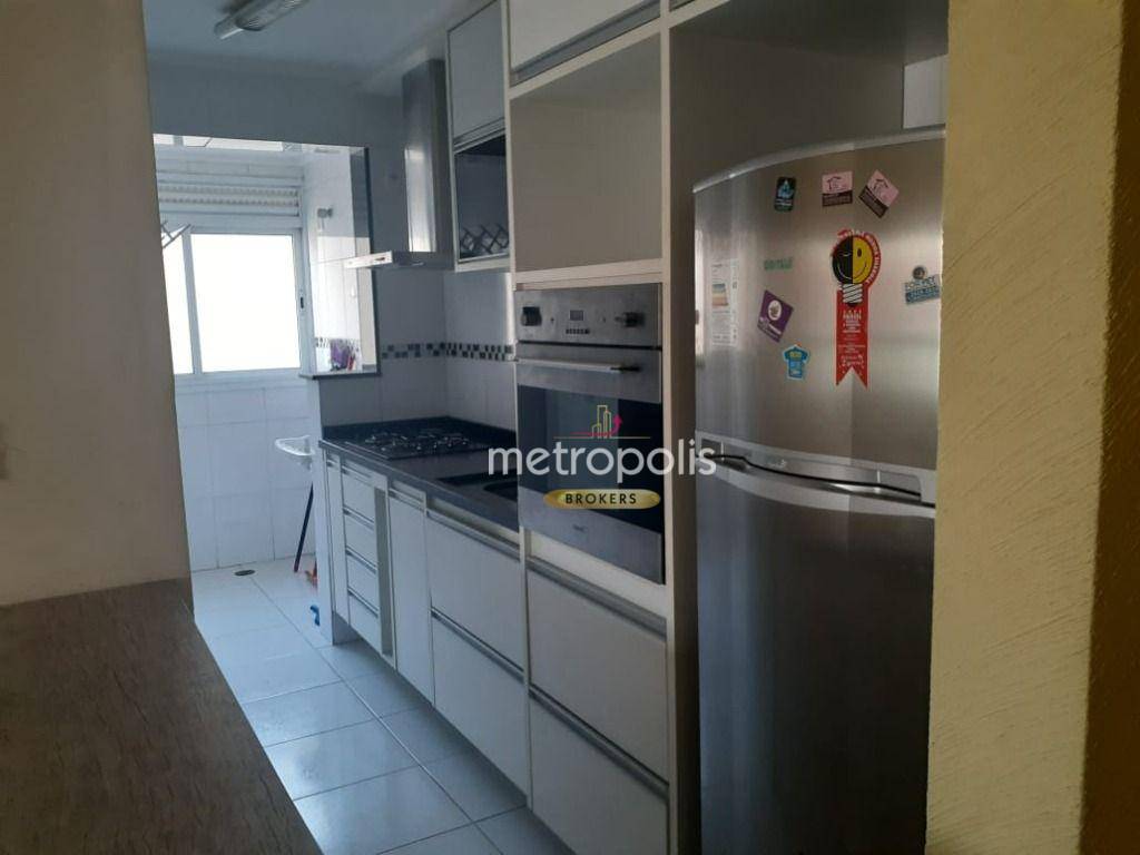 Apartamento à venda com 2 quartos, 70m² - Foto 2