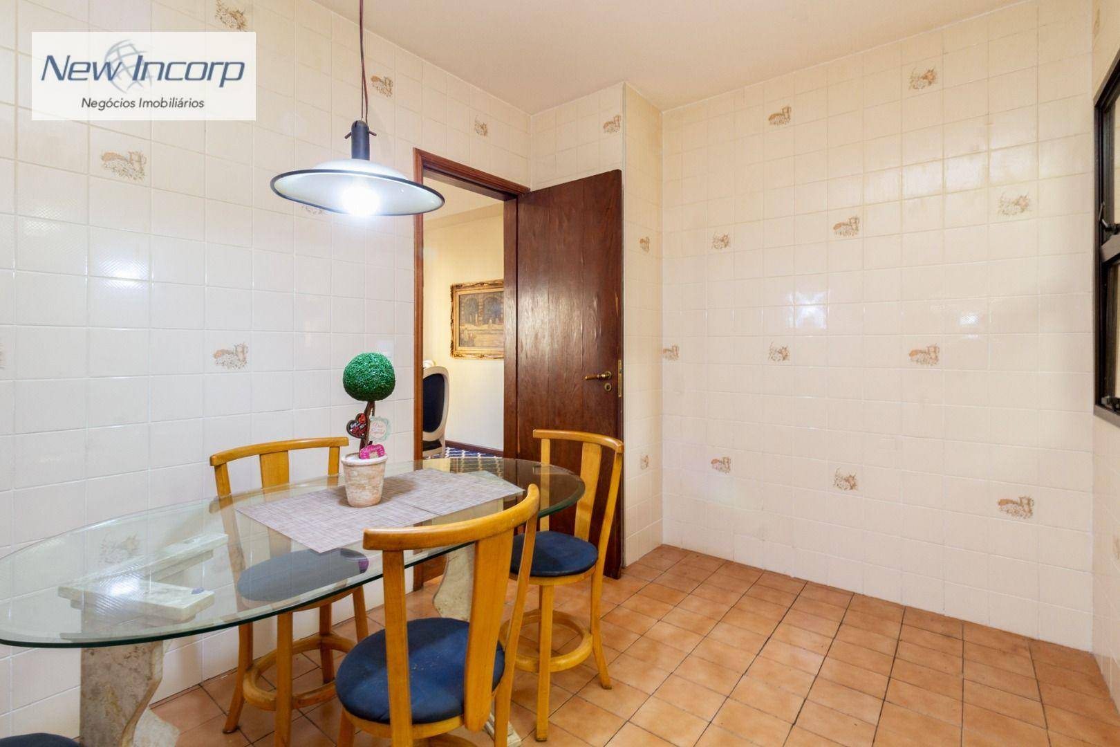 Apartamento à venda com 4 quartos, 200m² - Foto 46