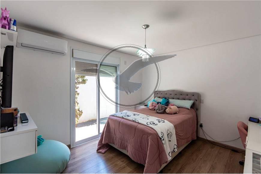 Casa de Condomínio à venda com 4 quartos, 360m² - Foto 23