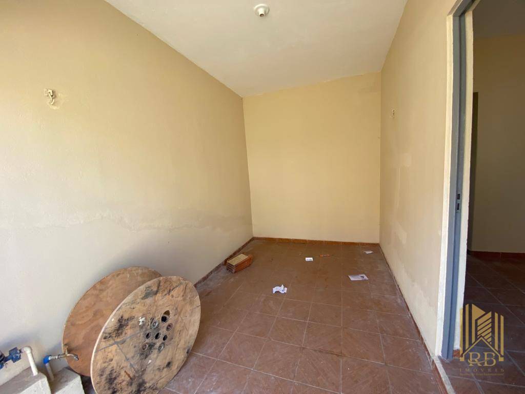 Casa à venda com 3 quartos, 100m² - Foto 14