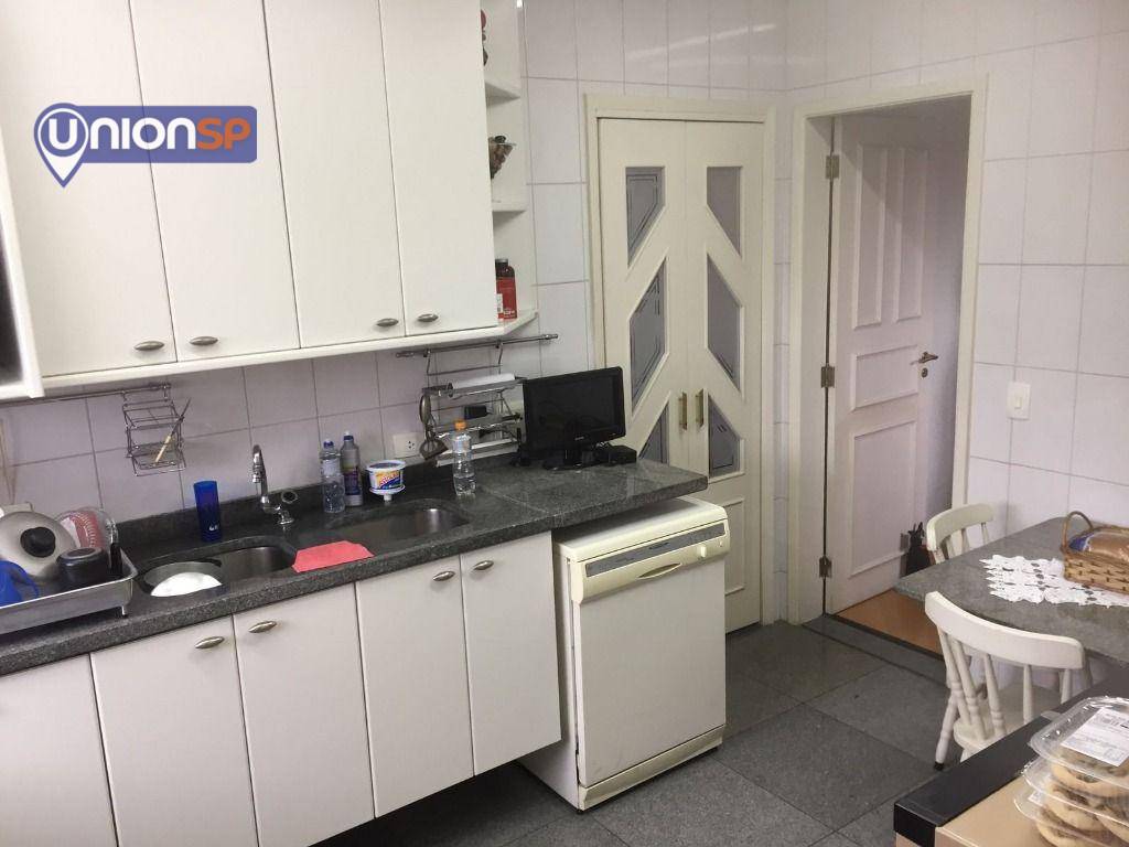 Apartamento à venda com 4 quartos, 200m² - Foto 28