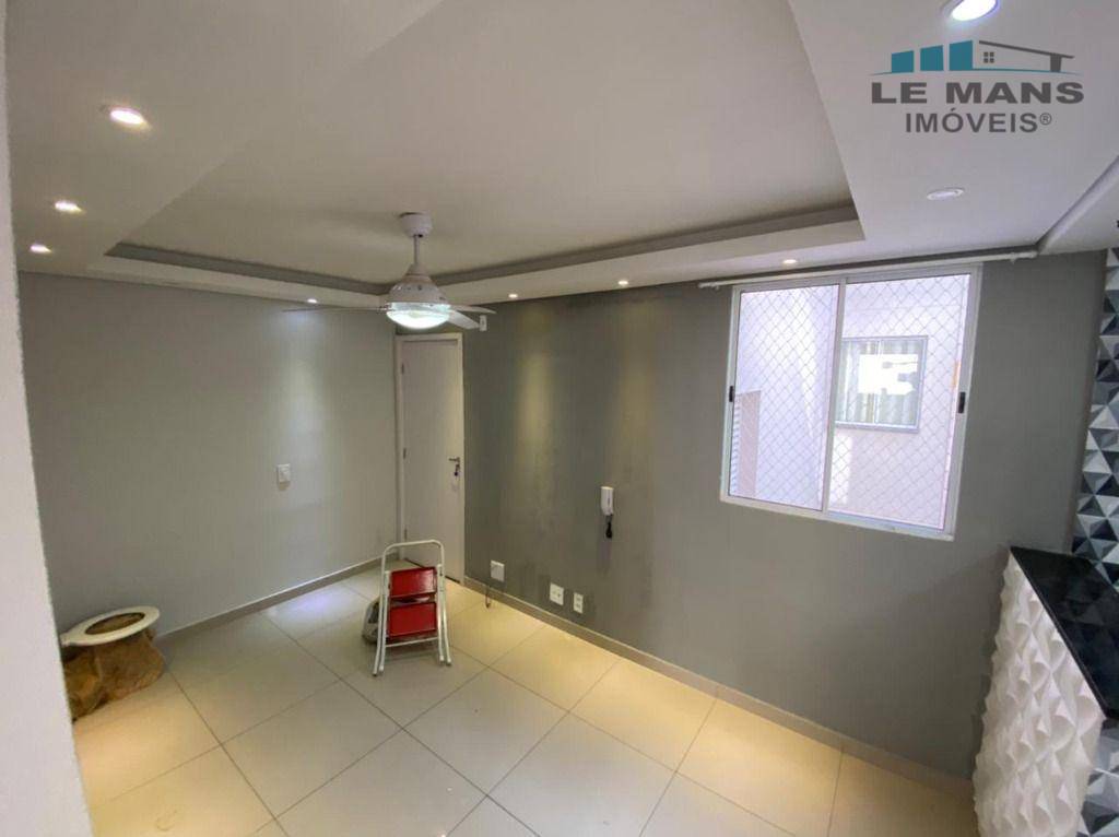 Apartamento à venda com 2 quartos, 45m² - Foto 9