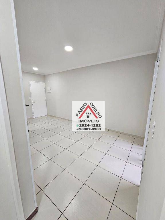 Apartamento à venda com 2 quartos, 53m² - Foto 3