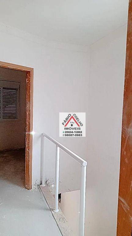 Sobrado à venda com 3 quartos, 100m² - Foto 16