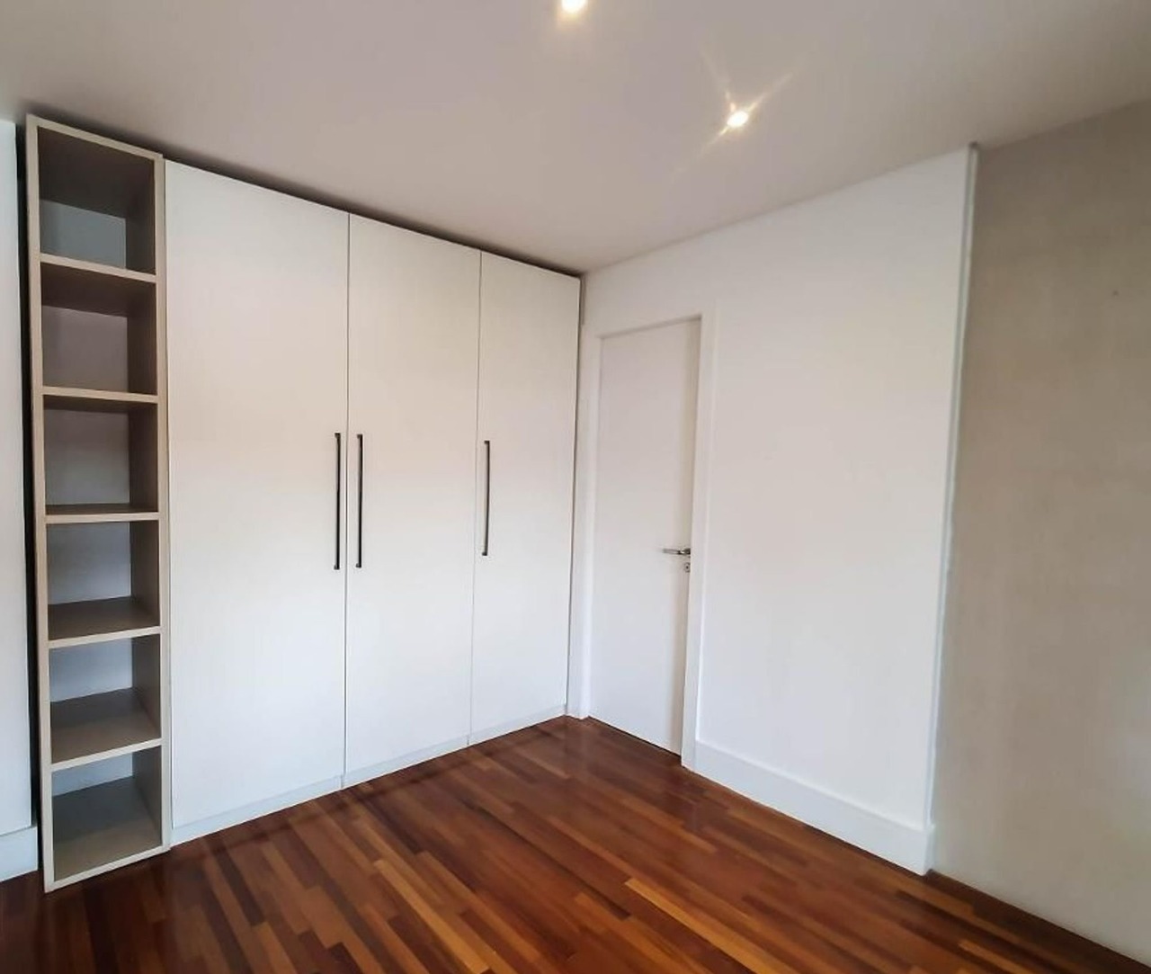 Apartamento à venda com 2 quartos, 129m² - Foto 13