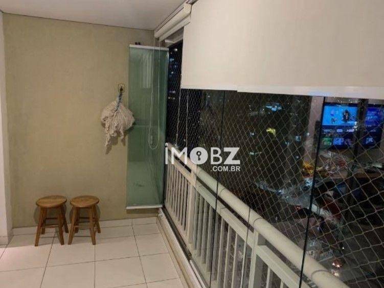 Apartamento à venda com 2 quartos, 64m² - Foto 3