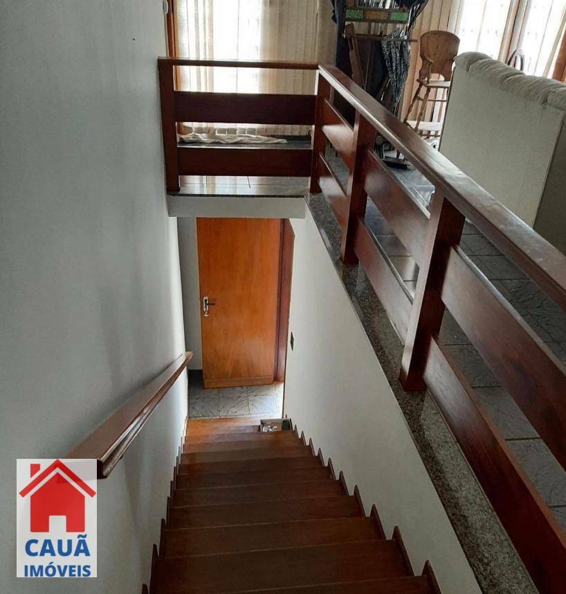 Casa à venda com 4 quartos, 220m² - Foto 6