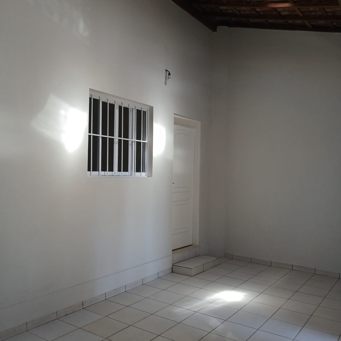 Casa à venda com 2 quartos, 300m² - Foto 10