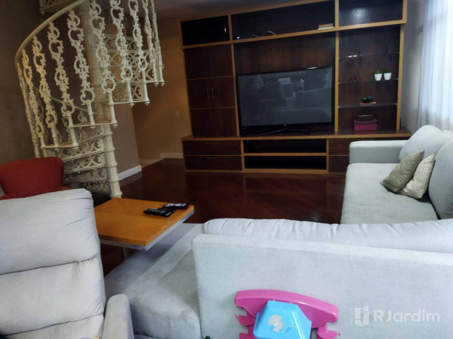 Apartamento à venda e aluguel com 4 quartos, 219m² - Foto 28