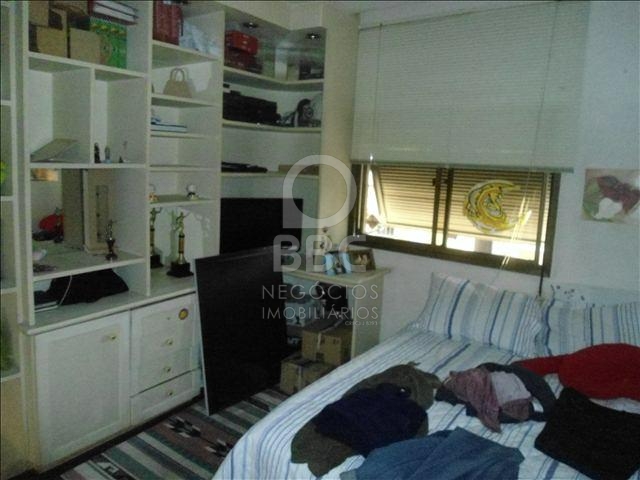 Apartamento à venda com 4 quartos, 220m² - Foto 16