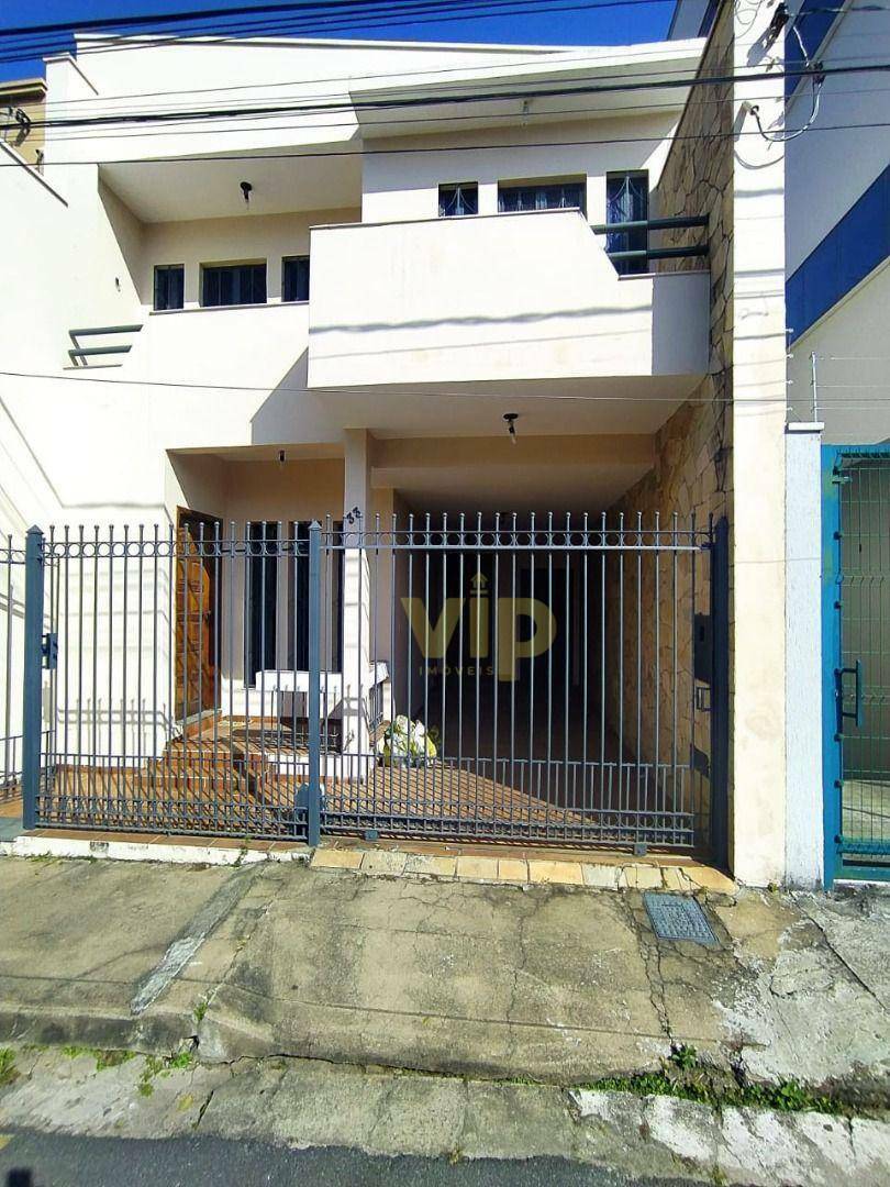 Casa à venda com 2 quartos, 200m² - Foto 1