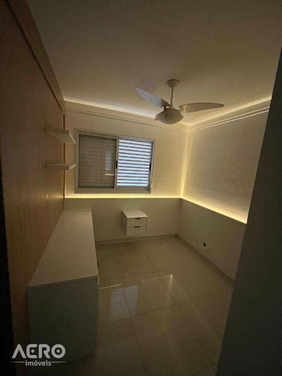 Apartamento à venda com 3 quartos, 86m² - Foto 8
