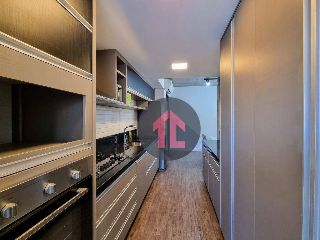 Apartamento para alugar com 2 quartos, 70m² - Foto 4