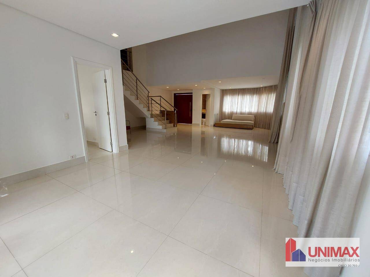 Casa de Condomínio à venda com 4 quartos, 382m² - Foto 4