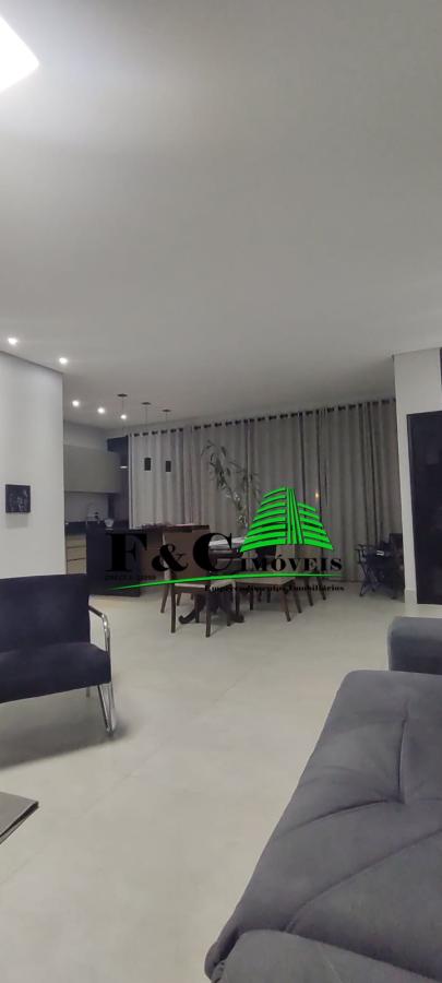 Casa à venda com 2 quartos, 350m² - Foto 10