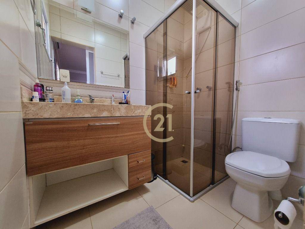 Casa de Condomínio à venda com 3 quartos, 224m² - Foto 20