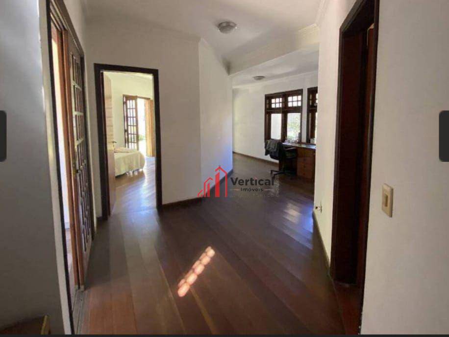 Sobrado para alugar com 4 quartos, 380m² - Foto 10