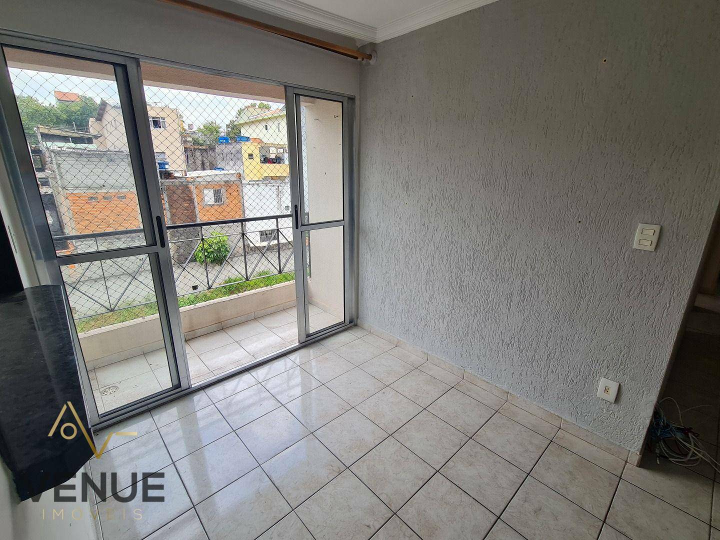 Apartamento à venda e aluguel com 3 quartos, 55m² - Foto 2