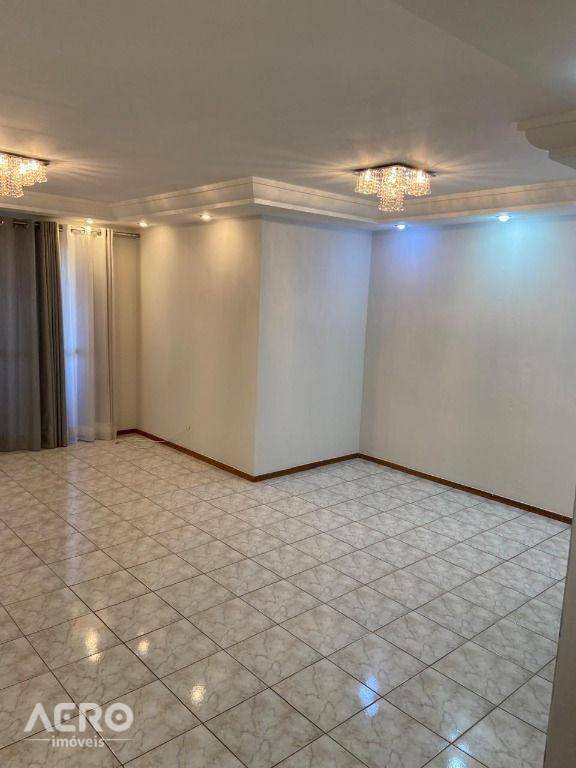 Apartamento à venda e aluguel com 3 quartos, 150m² - Foto 17