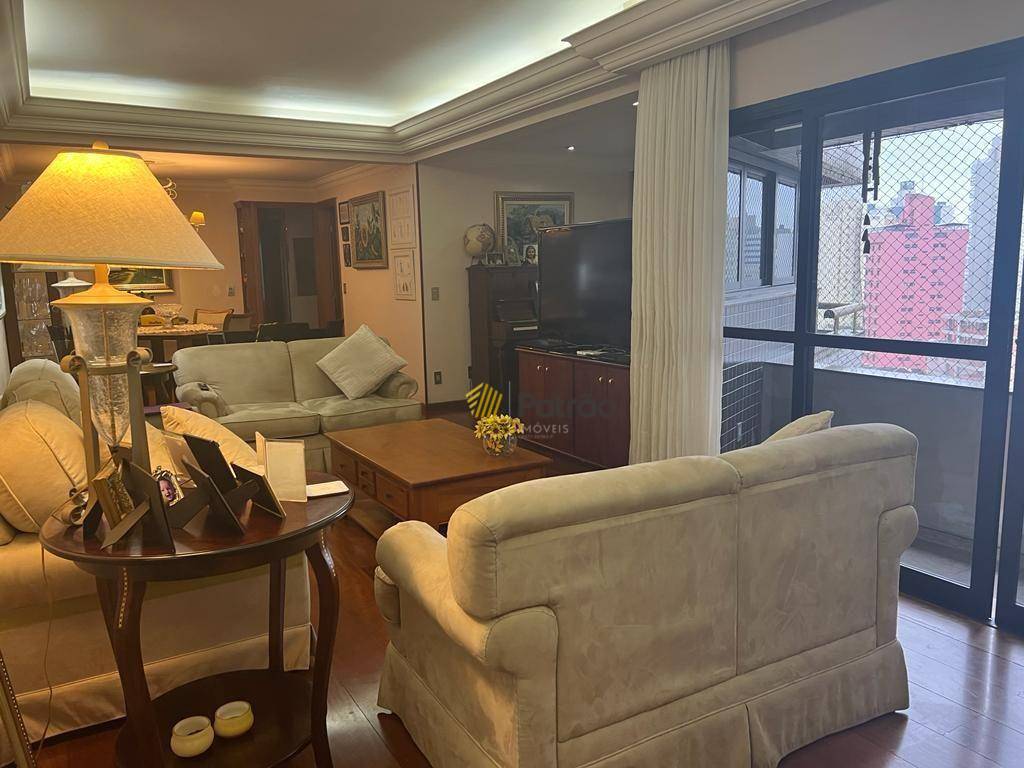 Apartamento à venda com 3 quartos, 136m² - Foto 20