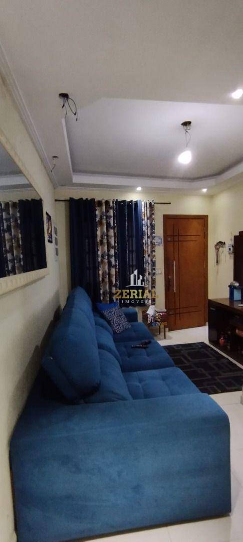 Sobrado à venda com 2 quartos, 110m² - Foto 1