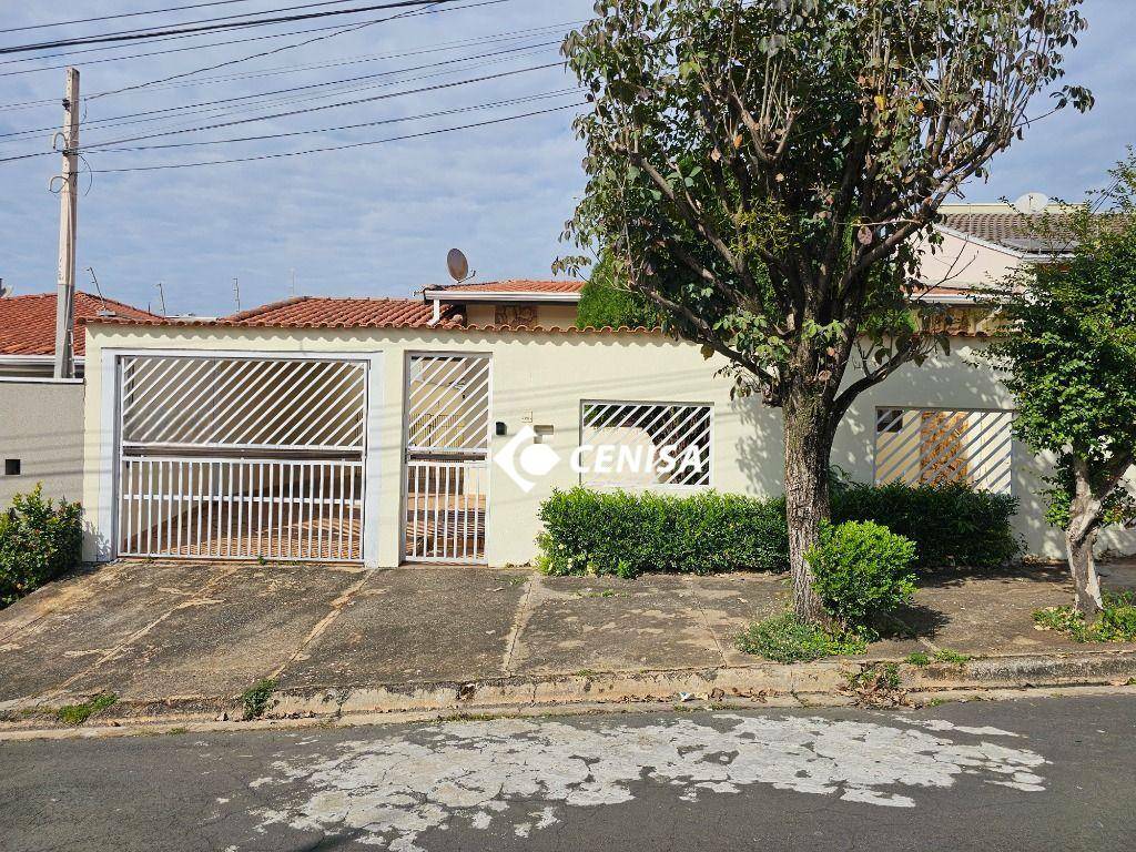 Casa para alugar com 4 quartos, 200m² - Foto 1