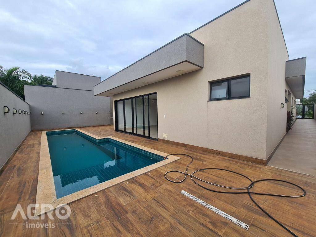 Casa de Condomínio à venda com 4 quartos, 265m² - Foto 37