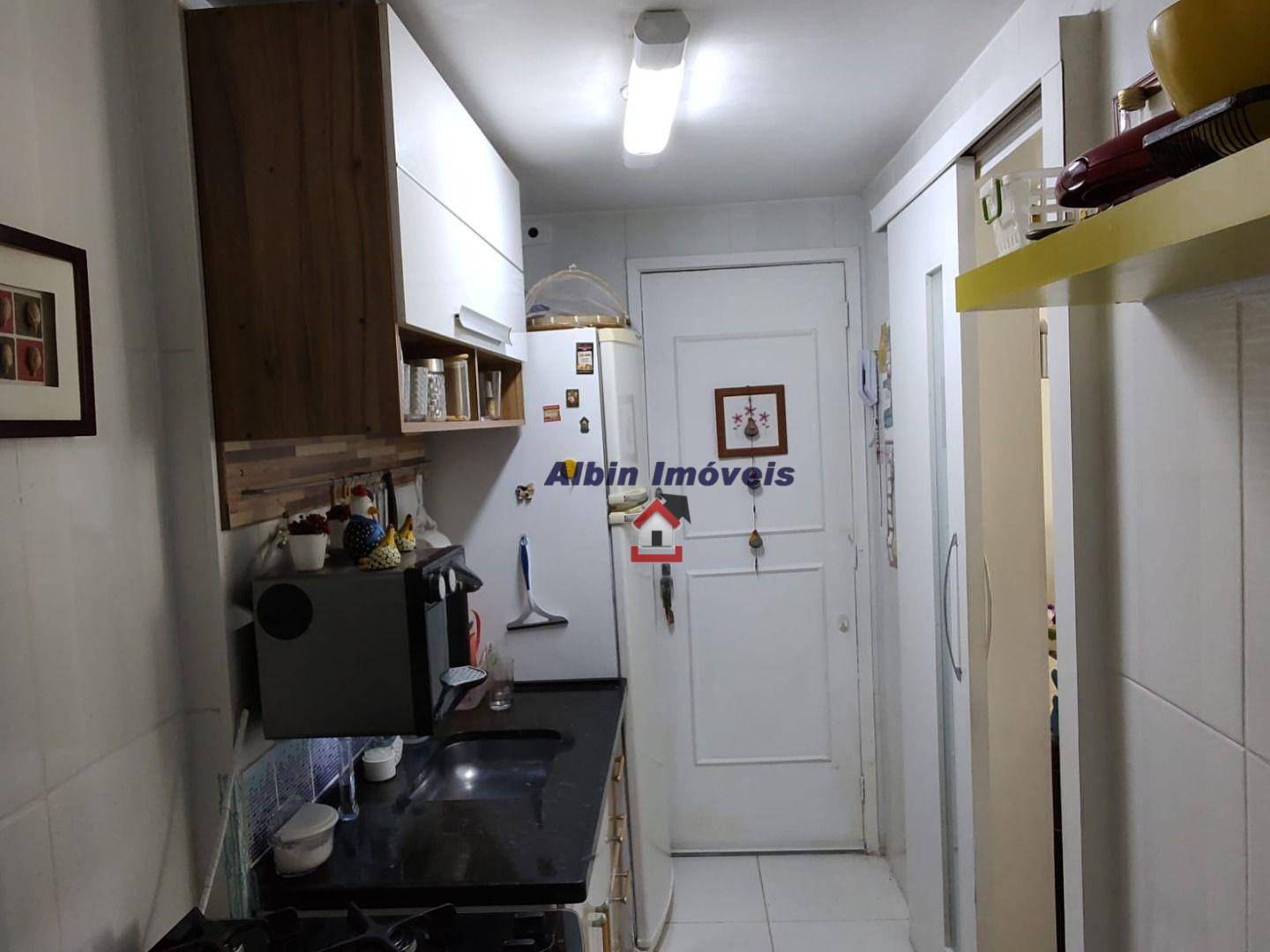 Apartamento à venda com 2 quartos, 75m² - Foto 9