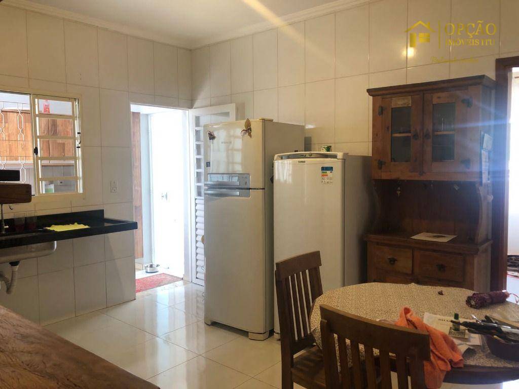 Casa à venda com 2 quartos, 65m² - Foto 6