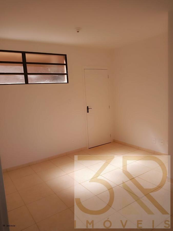 Apartamento à venda com 2 quartos, 42m² - Foto 5