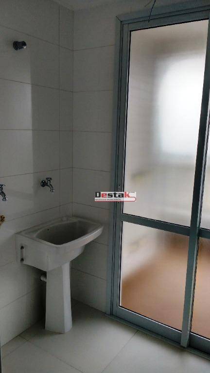 Apartamento à venda com 2 quartos, 98m² - Foto 17