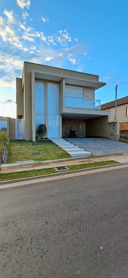 Casa de Condomínio à venda com 4 quartos, 260m² - Foto 31