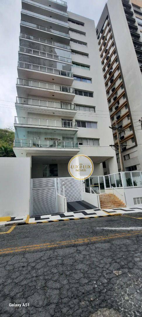 Apartamento para alugar com 3 quartos, 270m² - Foto 14