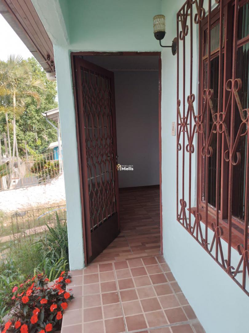 Casa à venda com 2 quartos, 84m² - Foto 12