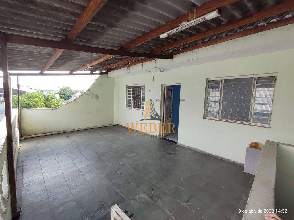 Casa à venda com 4 quartos, 180m² - Foto 4