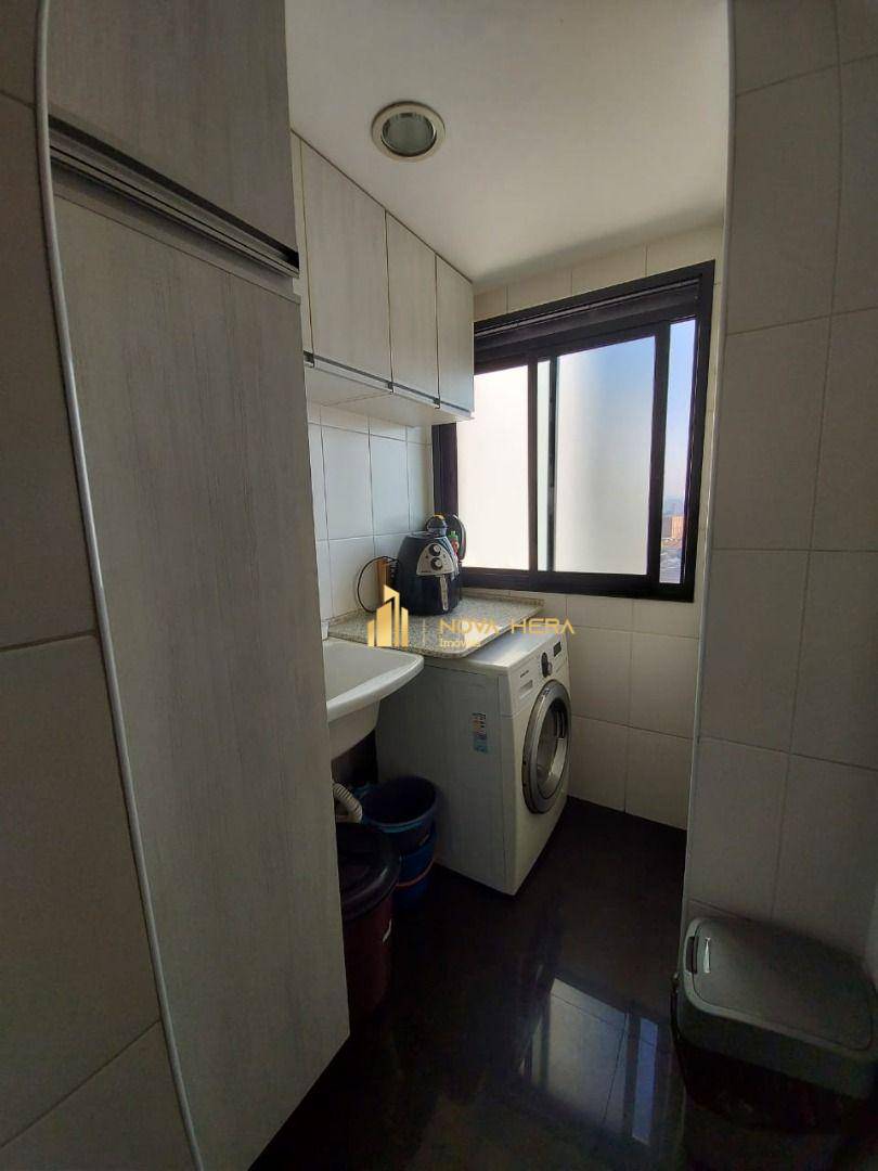 Apartamento à venda com 2 quartos, 75m² - Foto 13