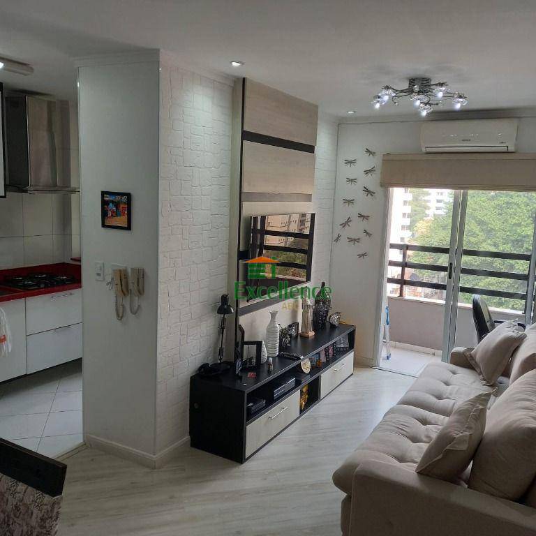 Apartamento à venda com 2 quartos, 60m² - Foto 3