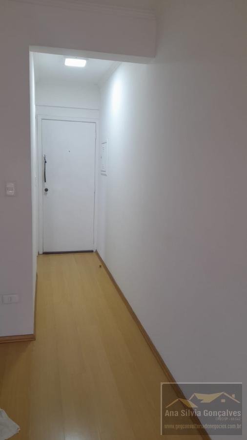 Apartamento à venda com 2 quartos, 72m² - Foto 11