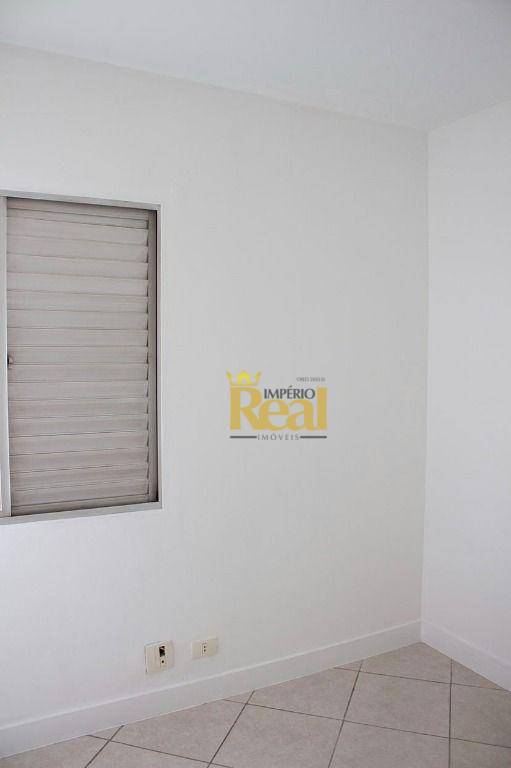 Apartamento à venda com 2 quartos, 55m² - Foto 13