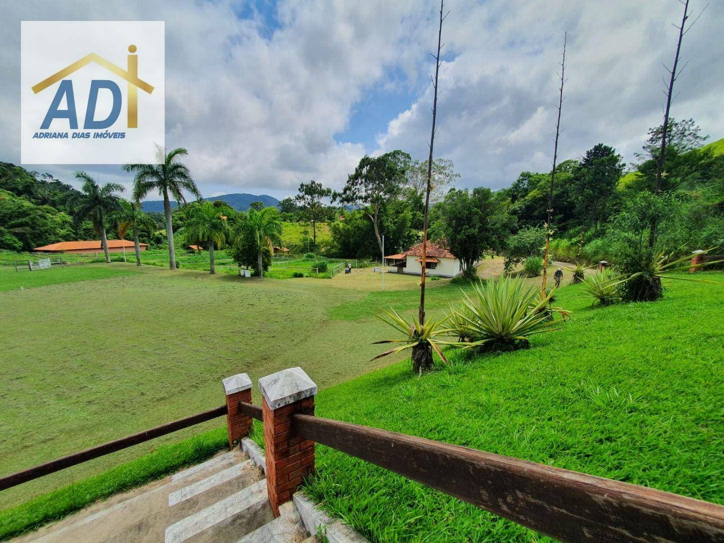 Sítio à venda com 6 quartos, 99884M2 - Foto 13