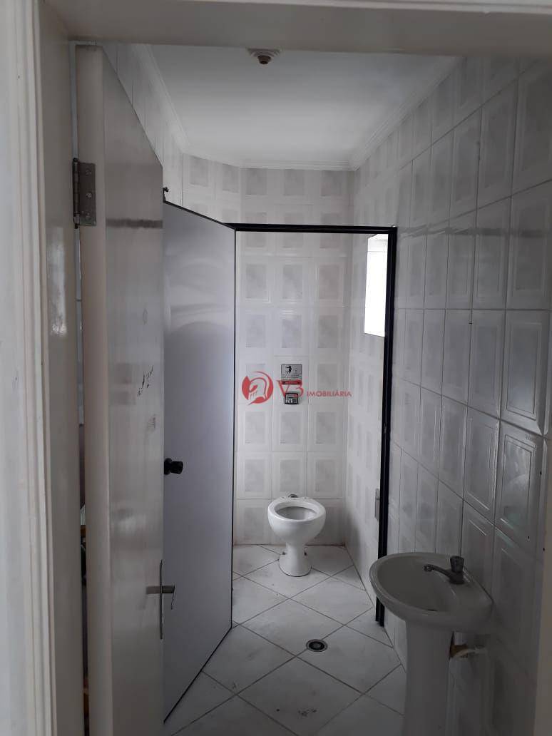 Sobrado à venda com 3 quartos, 227m² - Foto 17