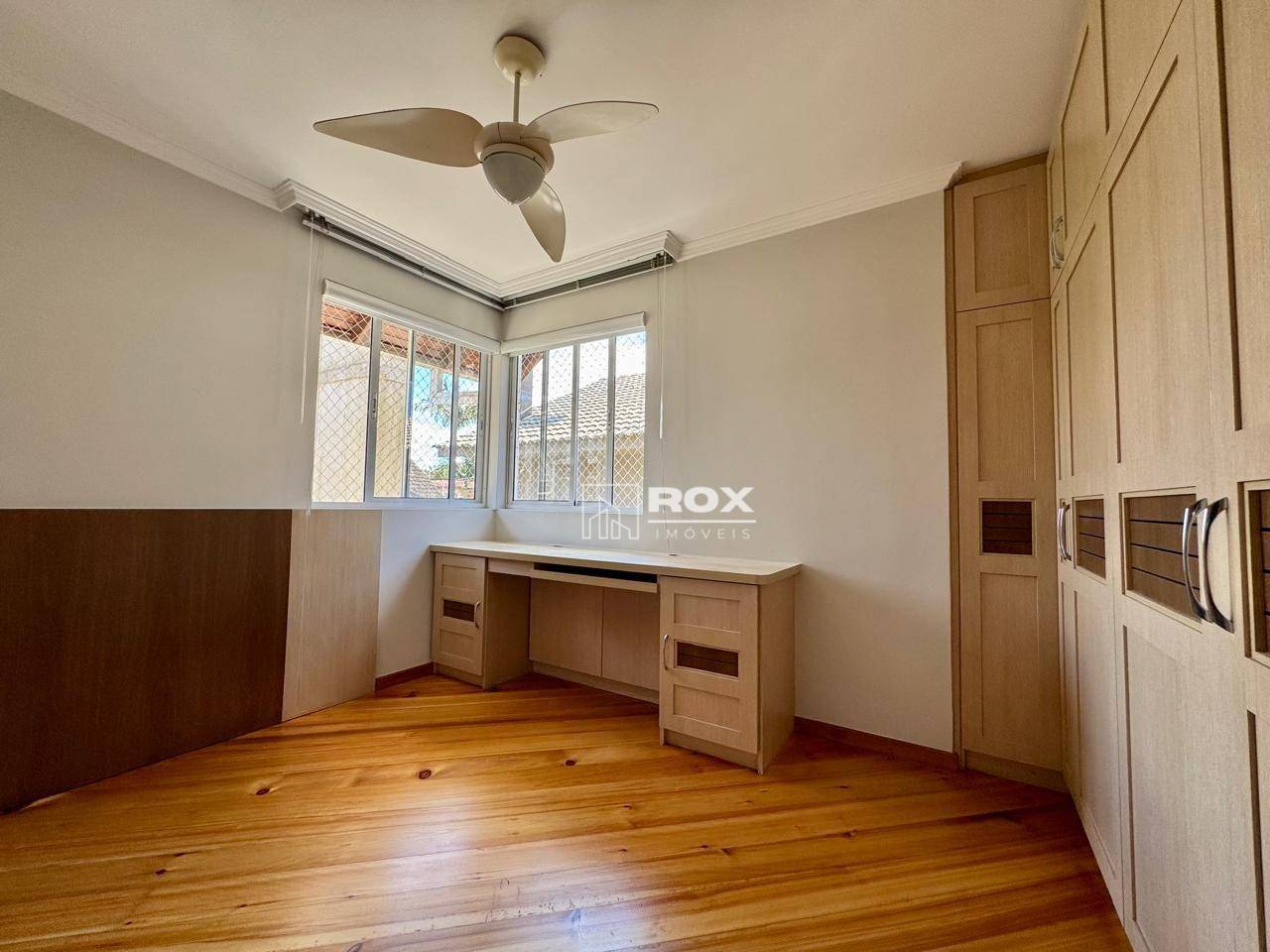 Casa de Condomínio para alugar com 3 quartos, 195m² - Foto 27